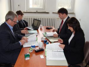Umowa na modernizację oczyszczalni ścieków w Podbrzeziu Dolnym podpisana.